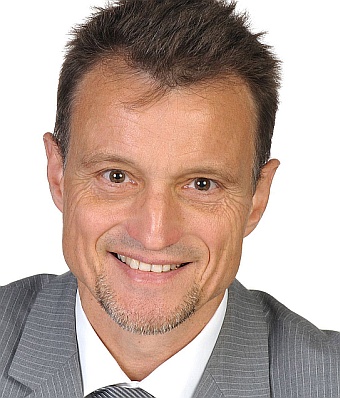 Dr. Claus Brell, Portrait